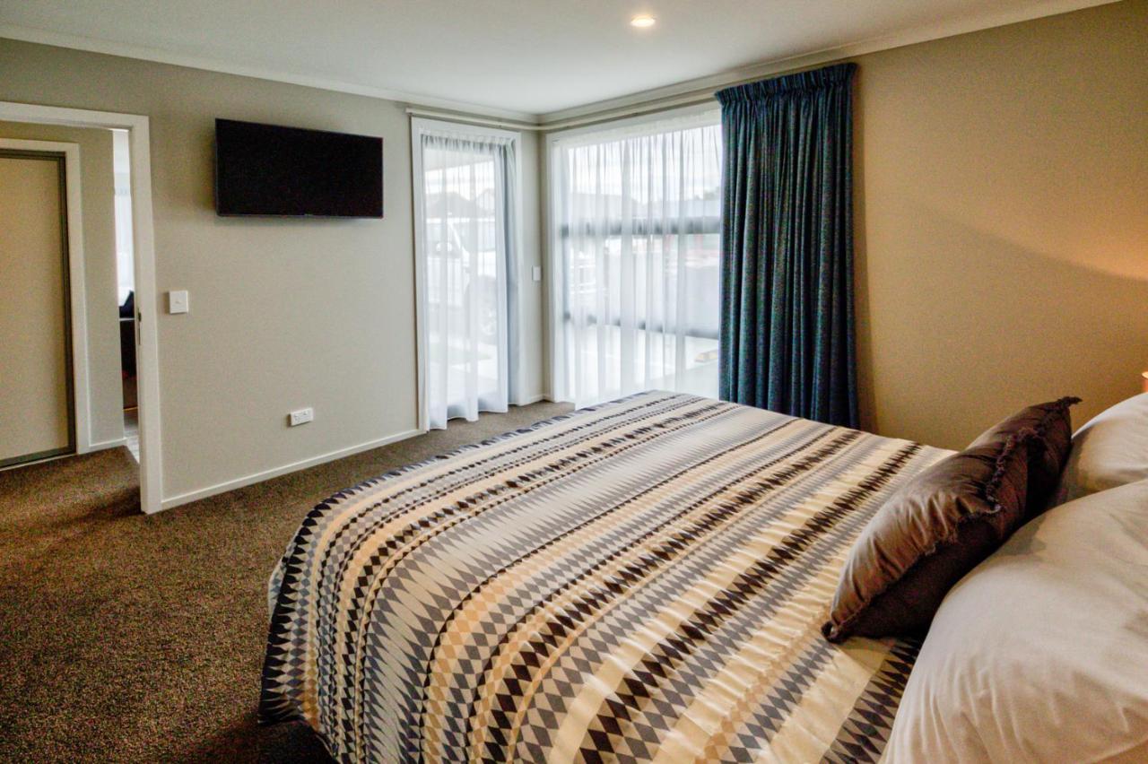Motel Annies On Milford Te Anau Exterior foto