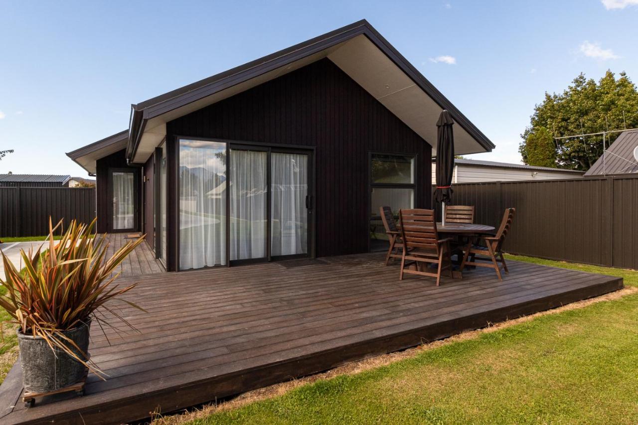 Motel Annies On Milford Te Anau Exterior foto
