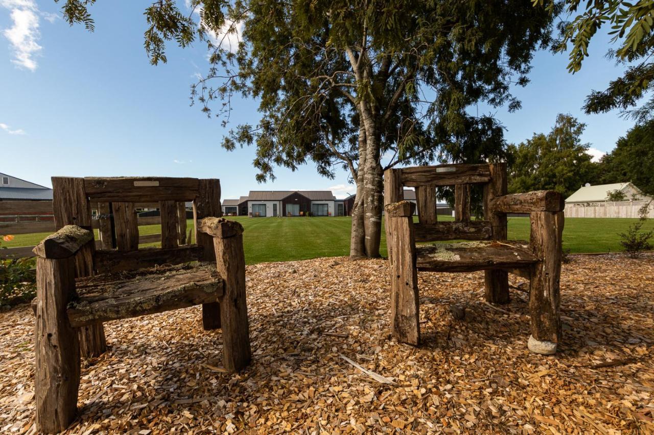 Motel Annies On Milford Te Anau Exterior foto